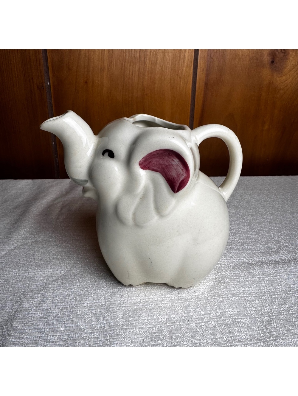 Vintage Darling USA Elephant Creamer Pitcher, 5 Inch Whimsical Ceramic Milk Jug - Picture 4 of 10